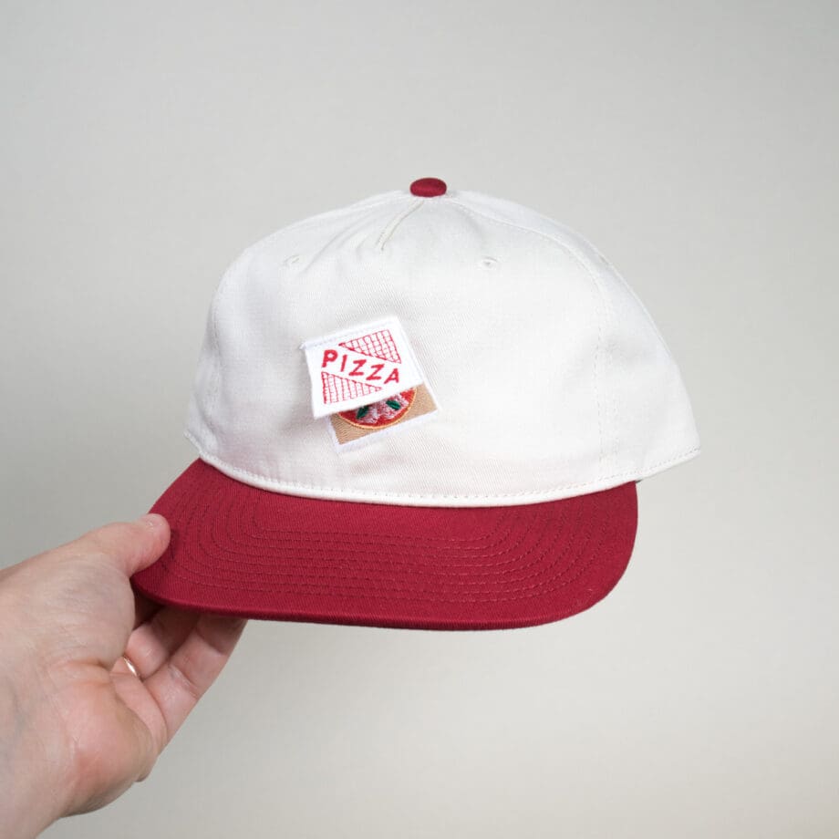 The whole pizza two-tone hat - Margherita style - Image 6