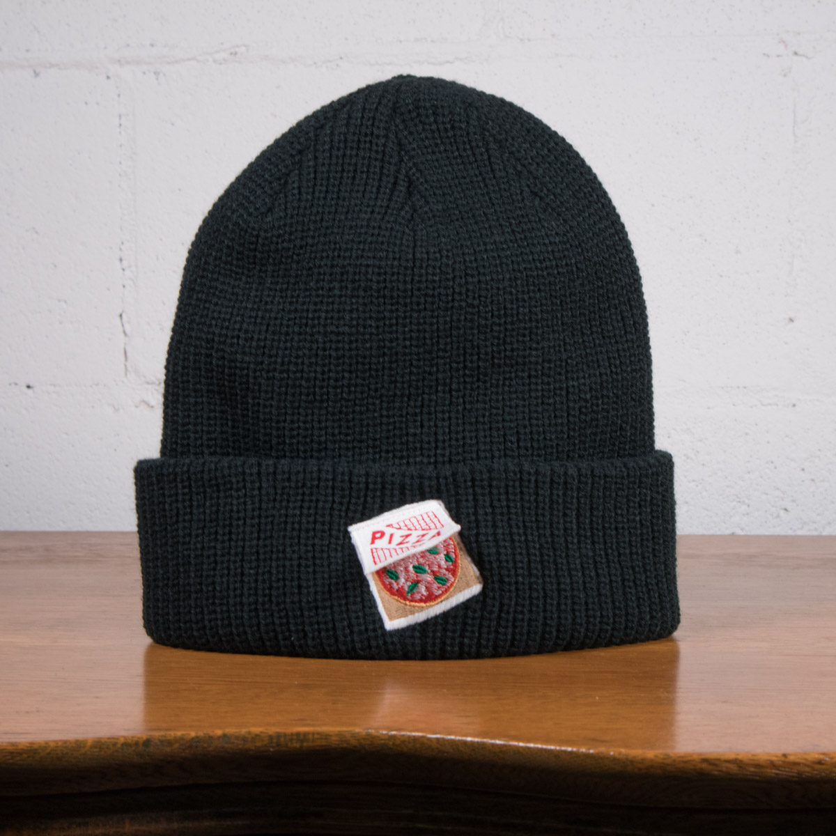 The whole pizza beanie - Crewel and Unusual